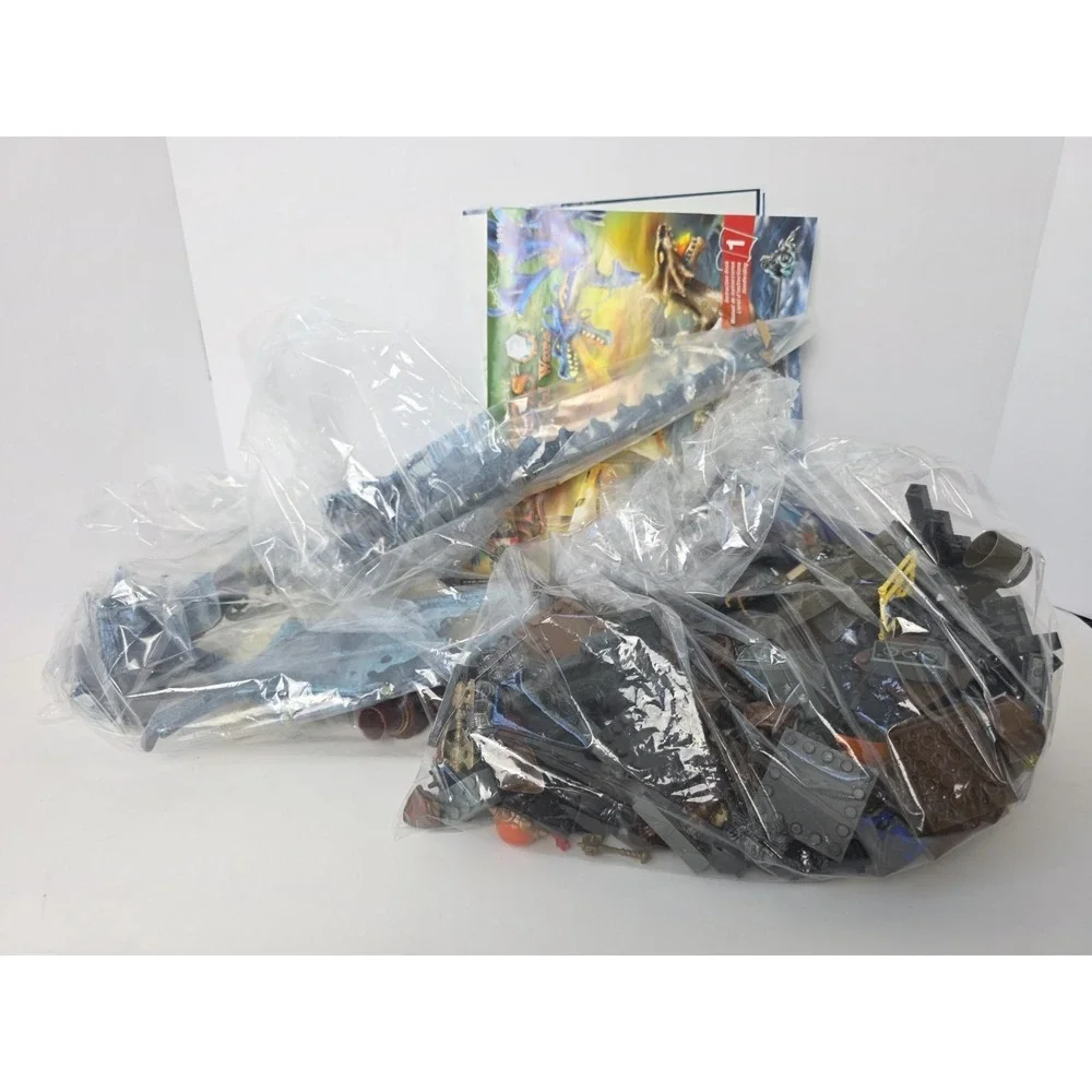 Large Mega Bloks lot Dragons Man o War pieces + challenge game pieces manuals